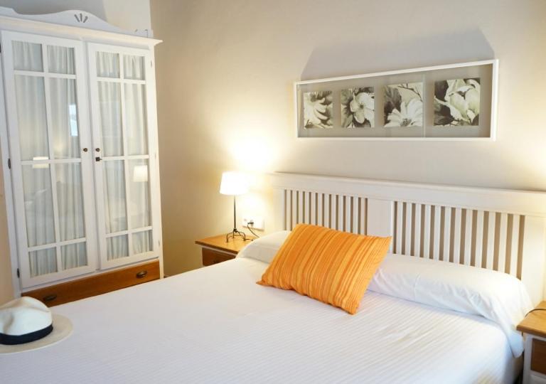 Hotel Es Mercadal Zewnętrze zdjęcie